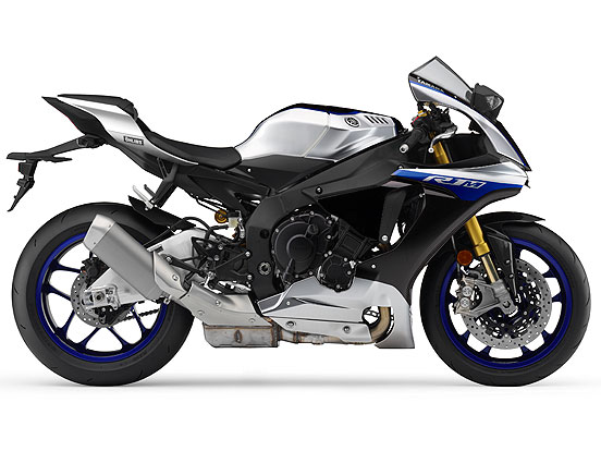 2017-Yamaha-R1M-side-studio